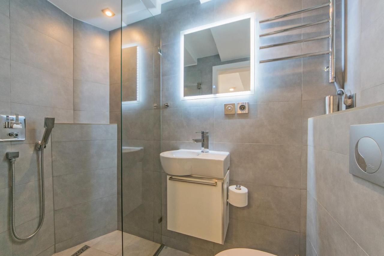 Studio Four - Prywatne Wejscie I Taras W Centrum Sopotu Luaran gambar