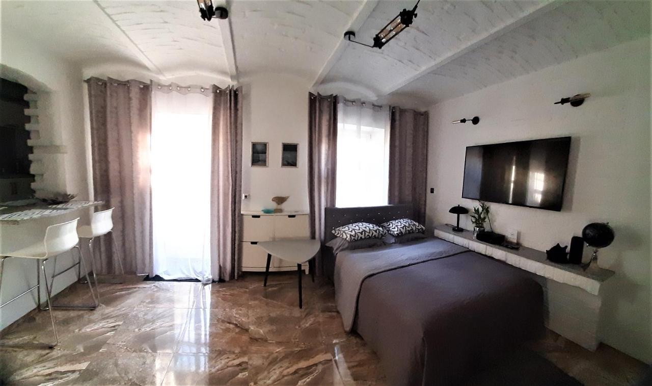 Studio Four - Prywatne Wejscie I Taras W Centrum Sopotu Luaran gambar