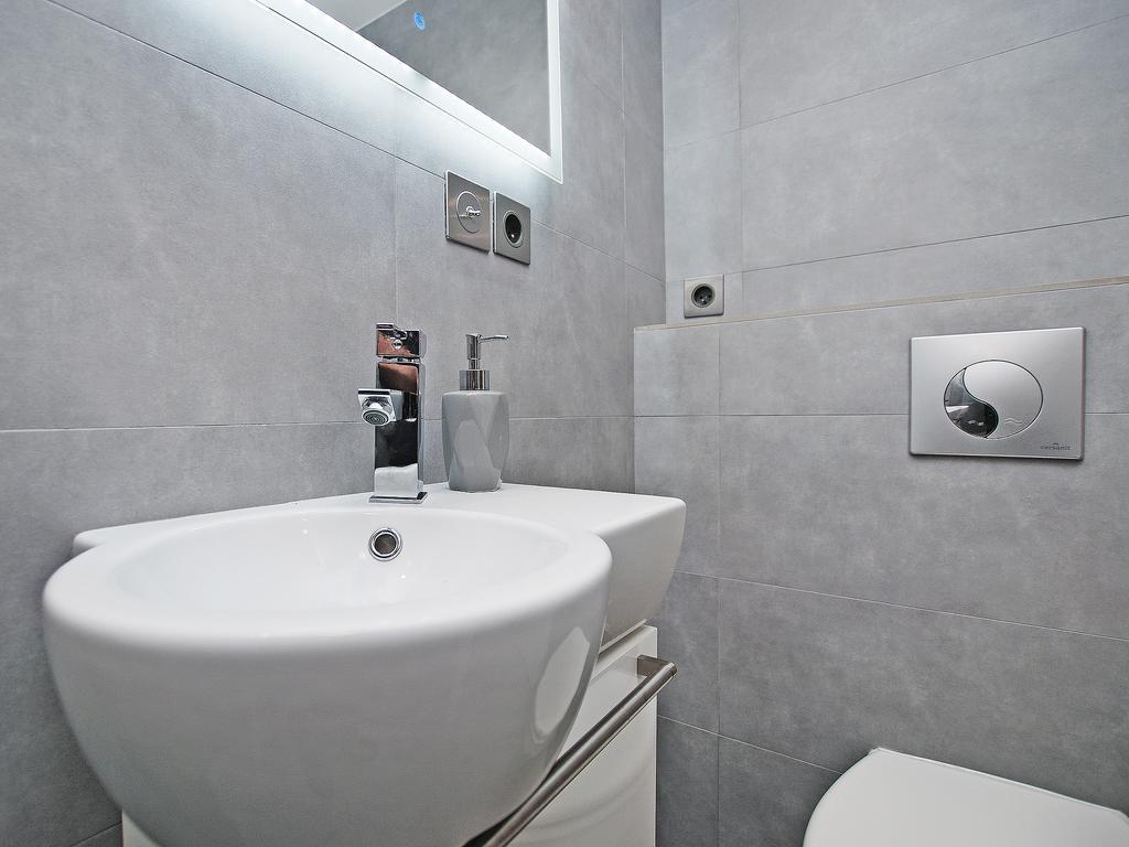 Studio Four - Prywatne Wejscie I Taras W Centrum Sopotu Luaran gambar
